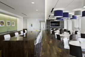 办公室多层木地板装修设计图片