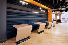 最新办公室多层木地板设计装饰效果图