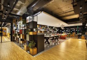 办公室环保强化木地板装修实景图片