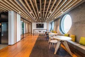 办公室瓷砖木地板装修实景图图片