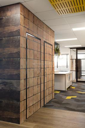 办公室橡木地板装修实景图图片