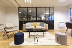 办公室橡木地板装修效果图