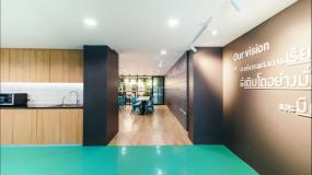 最新办公室橡木地板装修设计图片