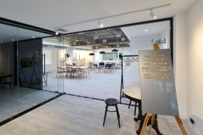 办公室多层实木地板装饰设计效果图大全