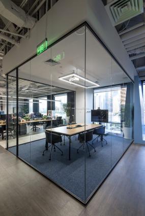 办公室多层实木地板室内装修效果图大全