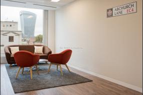 最新办公室三层实木地板装修设计图片