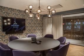 2018年办公室三层实木地板装修效果图