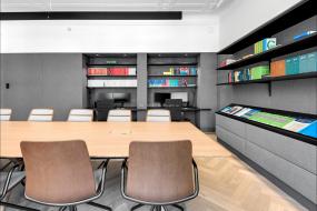 办公室木地板颜色精装修设计图片