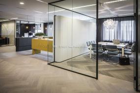 办公室桦木地板装修设计图片