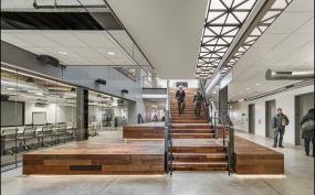 办公室桦木地板设计效果图