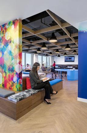 办公室进口木地板装修图片大全