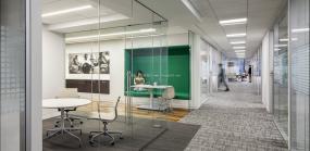 办公室环保木地板装修实景图图片