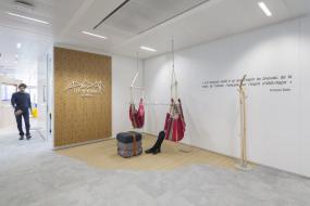 高档办公室进口木地板装修图片