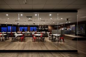 办公室环保强化木地板装修设计效果图片