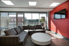 办公室实木地板材质装修设计效果图