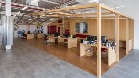 办公室环保强化木地板设计装修效果图