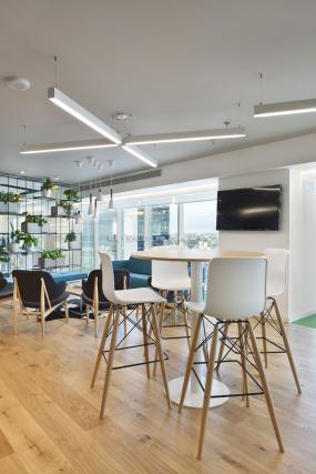 最新办公室实木地板材质装饰效果图