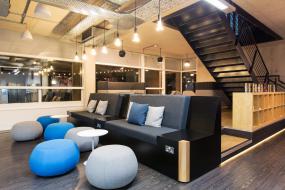 办公室负离子木地板设计装饰效果图片