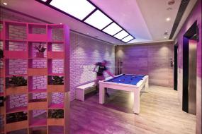 最新办公室榆木地板装饰效果图