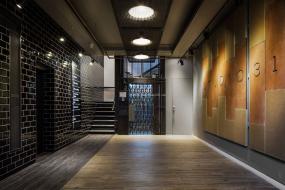 办公室榆木地板装潢设计图