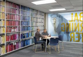 玻璃隔断办公室装饰设计效果图片