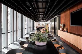 最新办公室盆栽设计装修图片