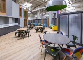 最新办公室盆栽装修设计效果图