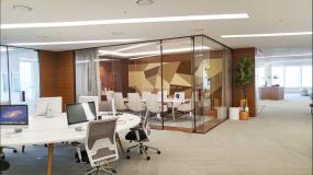 最新会议桌样式装饰效果图