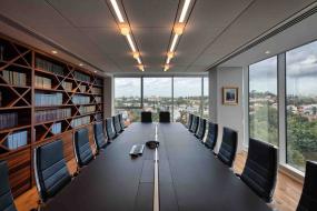 高档多功能会议桌装修图片