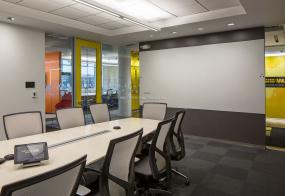 小会议桌设计装饰图