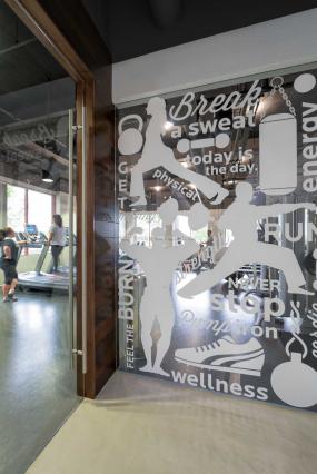 员工活动室装修高清效果图