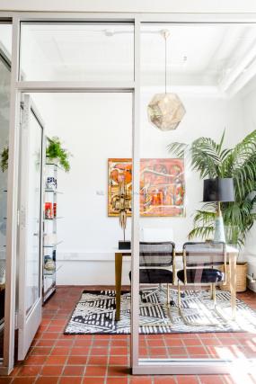 高端女老板办公室装修效果图