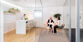 公司办公室简约装饰装修效果图