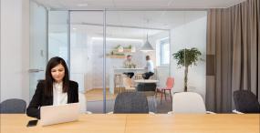 最新公司办公室简约装饰实景图