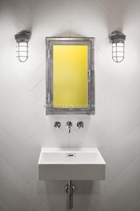 最新卫生间隔断装修图片