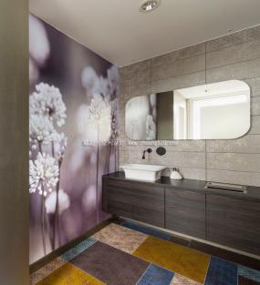 最新公共卫生间隔断装修图片