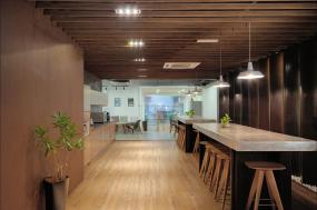 最新办公室走道吊顶装饰效果图