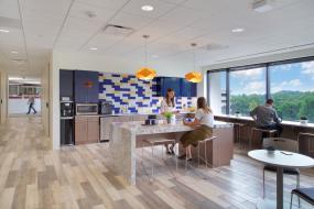 矿棉板吊顶办公室装潢图片