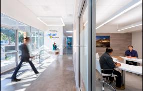 办公室天花石膏板装修高清图片