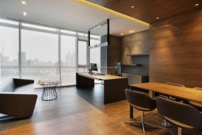 办公室成品玻璃隔断装修实景图图片