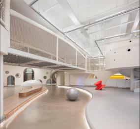 亲子主题餐厅装修实物图片