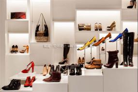 上海鞋店装潢图片