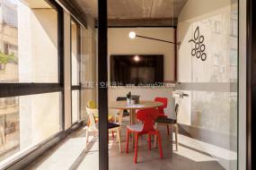 简约工业风办公室装潢效果图片