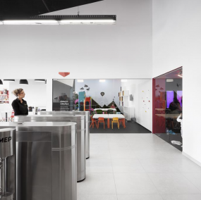 小型健身房装潢图片