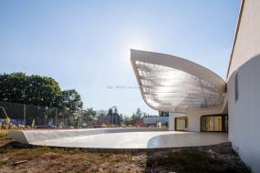 大型健身房设计装饰图