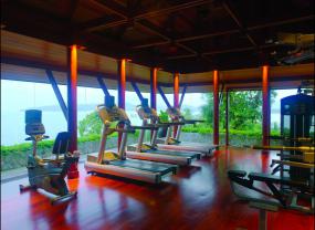 时尚健身俱乐部装修高清图片