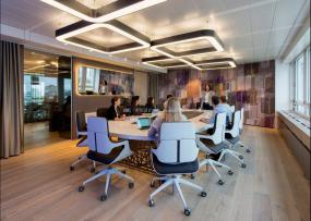 温馨办公室布置装修效果图片