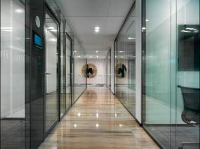 高档商务办公室装修效果图