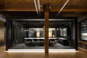 简单个性办公室装修图片