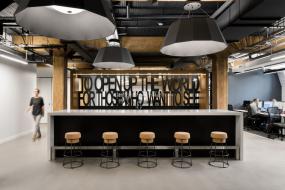 简单个性办公室装修实物图片